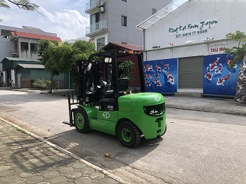 Xe nâng điện EP 3 tấn Pin Lithium ICE301B